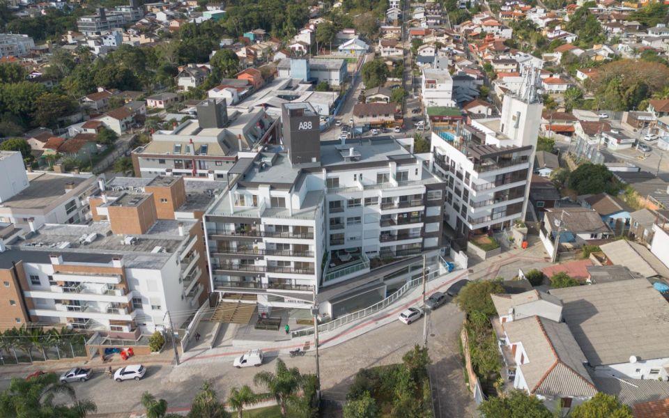 Sala Comercial Alberto Santiago Residence